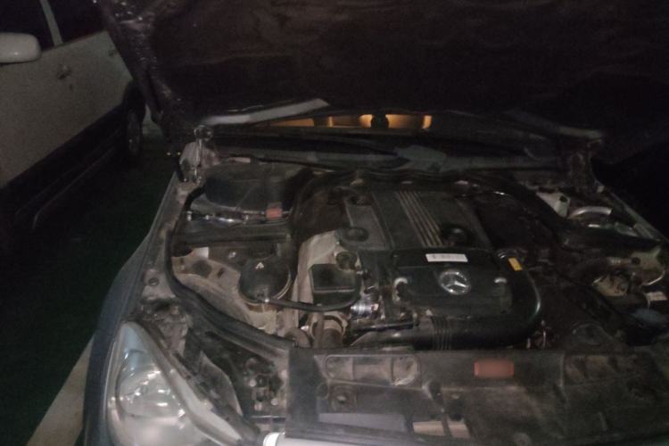 Used Mercedes-Benz C-Class 2013 C 180 Classic Grand Edition Engine Bay Right