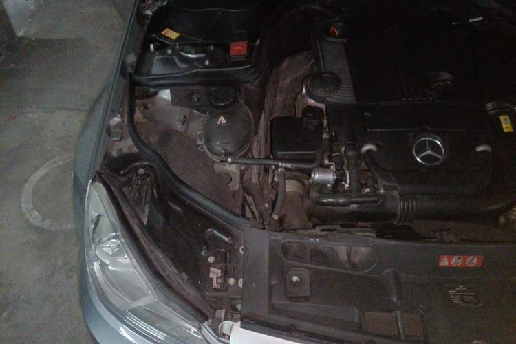 Used Mercedes-Benz C-Class 2013 C 260 Elegant Grand Edition Engine Bay Right