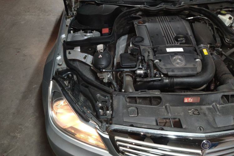 Used Mercedes-Benz C-Class 2013 C 260 CGI Elegant Model Engine Bay Right