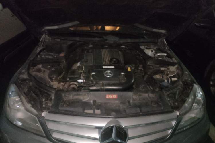 Used Mercedes-Benz C-Class 2013 C 180 Classic Grand Edition Engine Bay