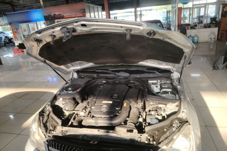 Used Mercedes-Benz C-Class 2013 C 180 Classic Grand Edition Engine Bay
