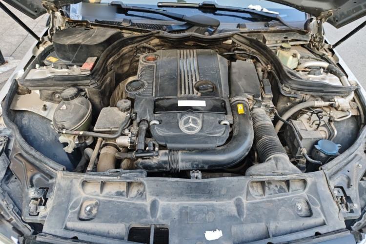 Used Mercedes-Benz C-Class 2013 C 260 Fashion Edition Grand Edition Engine Bay