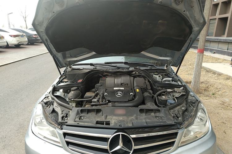 Used Mercedes-Benz C-Class 2013 C 180 Classic Grand Edition Engine Bay