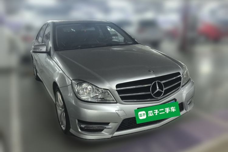 Used Mercedes-Benz C-Class 2013 C 180 Classic Grand Edition Front Right 45 Deg