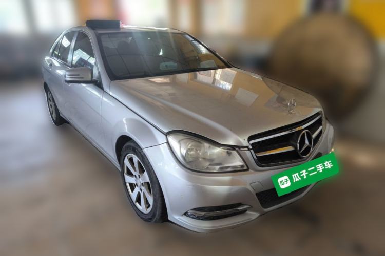 Used Mercedes-Benz C-Class 2013 C 180 CGI Classic Front Right 45 Deg