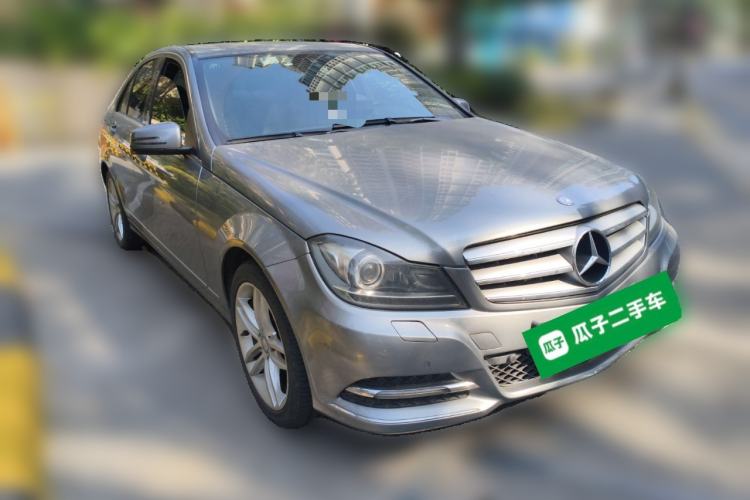 Used Mercedes-Benz C-Class 2013 C 260 CGI Fashion Model Front Right 45 Deg