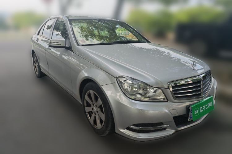 Used Mercedes-Benz C-Class 2013 C 180 CGI Classic Front Right 45 Deg