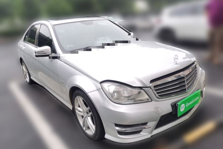 Used Mercedes-Benz C-Class 2013 C 180 Classic Grand Edition Front Right 45 Deg