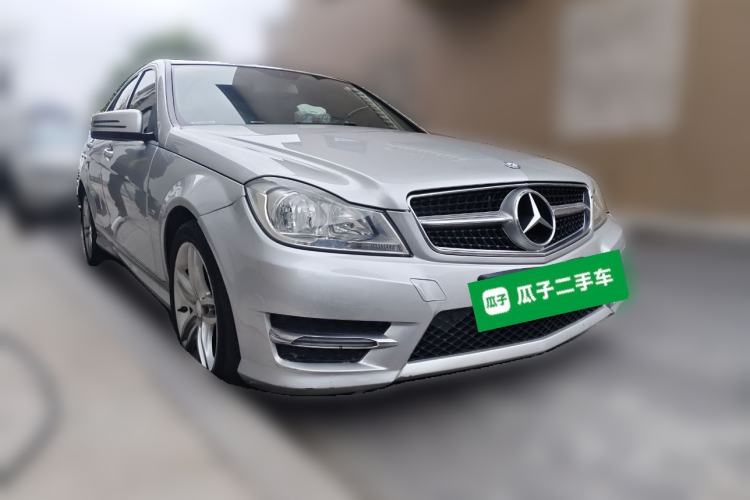 Used Mercedes-Benz C-Class 2013 C 180 Classic Grand Edition Front Right 45 Deg