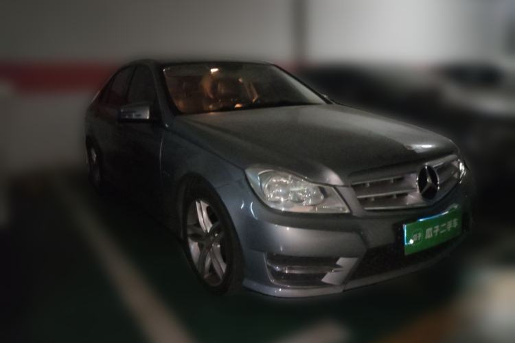 Used Mercedes-Benz C-Class 2013 C 180 Classic Grand Edition Front Right 45 Deg