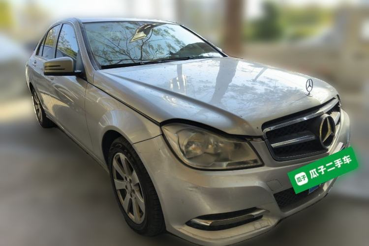Used Mercedes-Benz C-Class 2013 C 180 CGI Classic Front Right 45 Deg