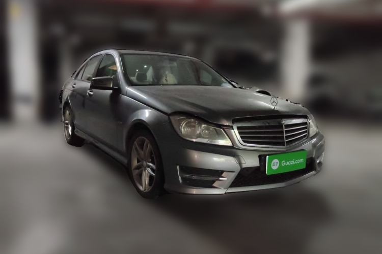 Used Mercedes-Benz C-Class 2013 C 180 CGI Classic Front Right 45 Deg