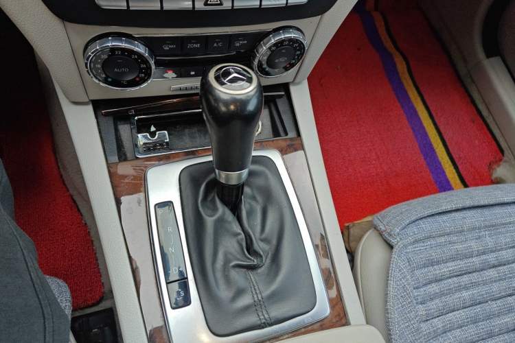 Used Mercedes-Benz C-Class 2013 C 260 CGI Elegant Model Gear Lever