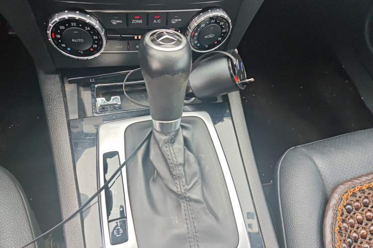 Used Mercedes-Benz C-Class 2013 C 180 CGI Classic Gear Lever