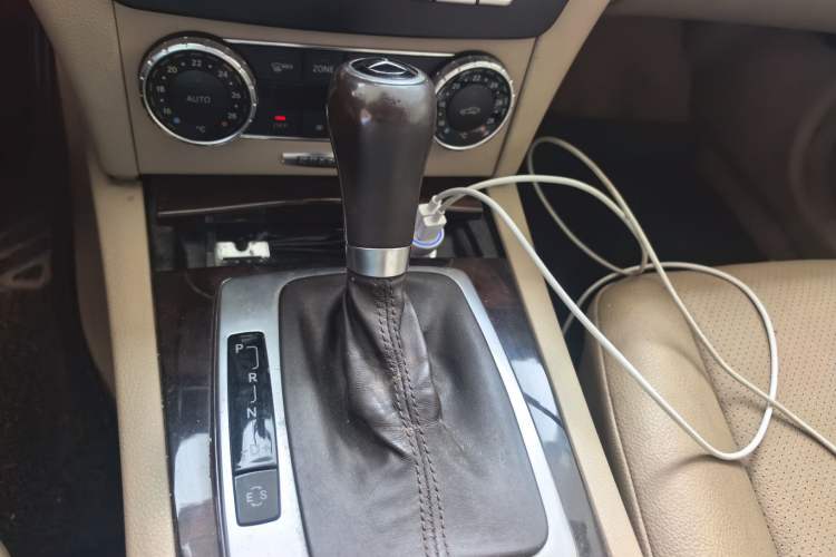 Used Mercedes-Benz C-Class 2013 C 260 CGI Elegant Model Gear Lever
