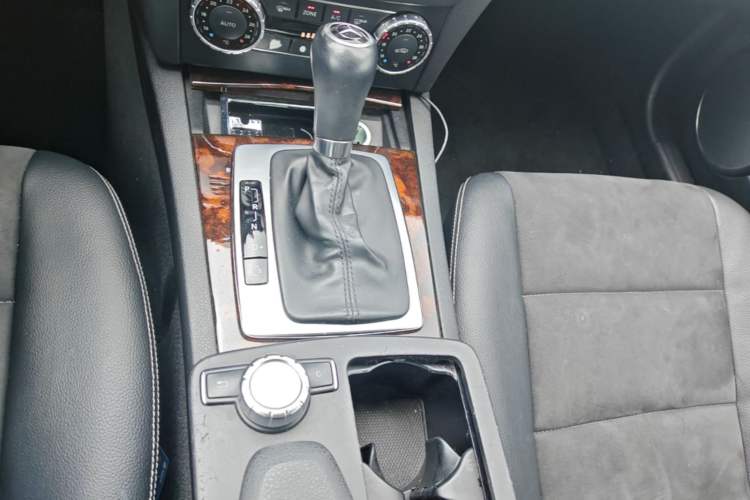 Used Mercedes-Benz C-Class 2013 C 260 CGI Elegant Model Gear Lever