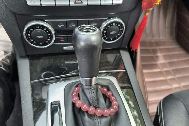 Used Mercedes-Benz C-Class 2013 C 260 Fashion Edition Grand Edition Gear Lever