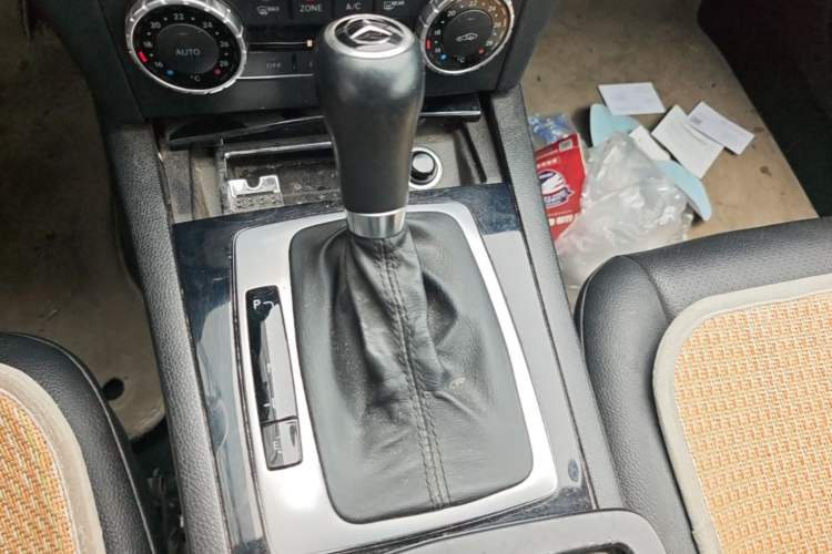Used Mercedes-Benz C-Class 2013 C 180 CGI Classic Gear Lever