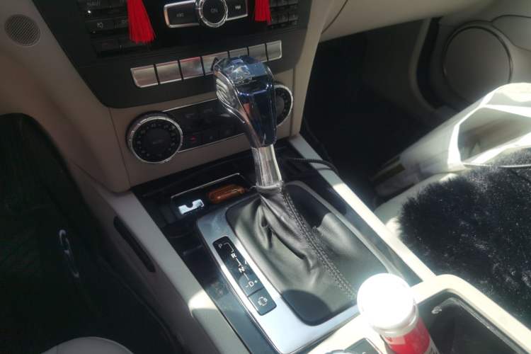 Used Mercedes-Benz C-Class 2013 C 180 CGI Classic Gear Lever