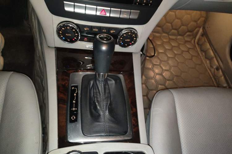 Used Mercedes-Benz C-Class 2013 C 260 CGI Elegant Model Gear Lever