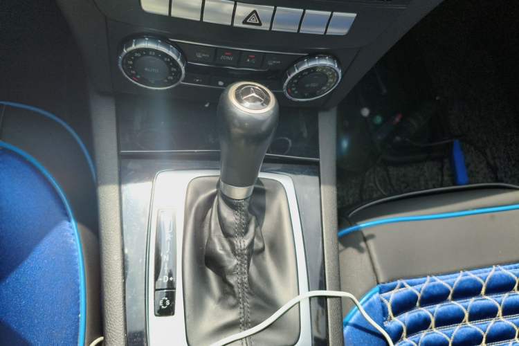 Used Mercedes-Benz C-Class 2013 C 180 CGI Classic Gear Lever