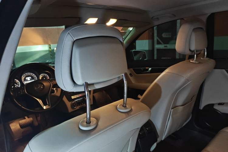 Used Mercedes-Benz C-Class 2013 C 260 CGI Fashion Model Headliner
