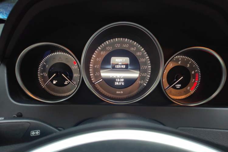 Used Mercedes-Benz C-Class 2013 C 260 CGI Fashion Model Instrument Cluster