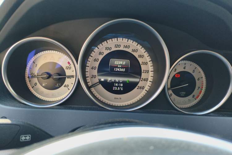 Used Mercedes-Benz C-Class 2013 C 260 CGI Fashion Model Instrument Cluster