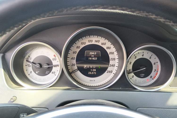 Used Mercedes-Benz C-Class 2013 C 260 CGI Fashion Model Instrument Cluster