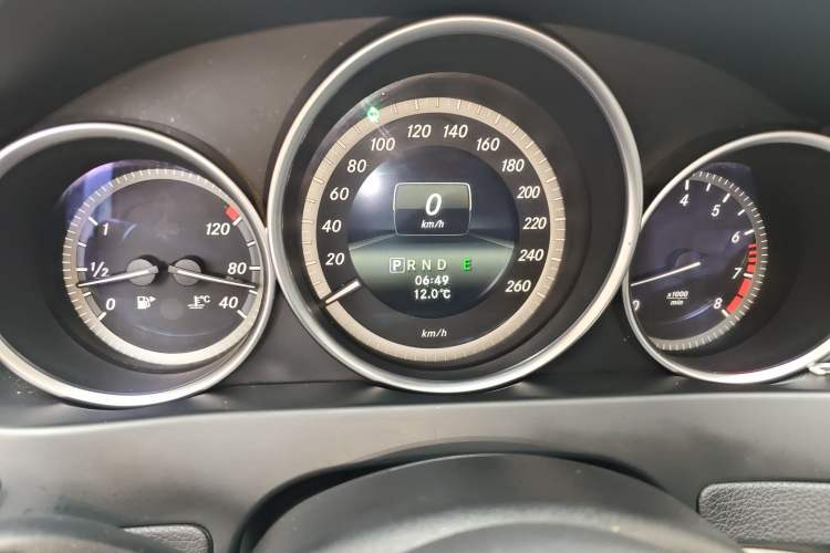 Used Mercedes-Benz C-Class 2013 C 180 Classic Grand Edition Instrument Cluster