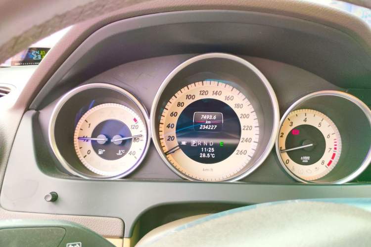 Used Mercedes-Benz C-Class 2013 C 260 CGI Elegant Model Instrument Cluster