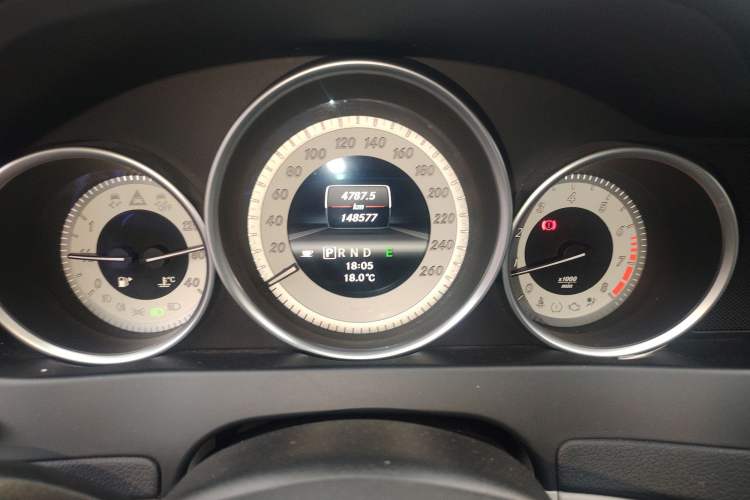 Used Mercedes-Benz C-Class 2013 C 260 CGI Elegant Model Instrument Cluster