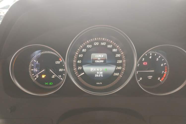 Used Mercedes-Benz C-Class 2013 C 180 Classic Grand Edition Instrument Cluster
