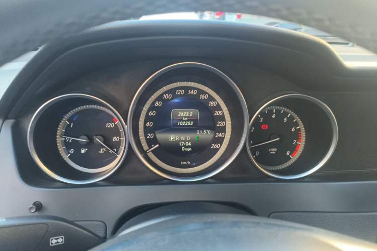 Used Mercedes-Benz C-Class 2013 C 180 Classic Grand Edition Instrument Cluster