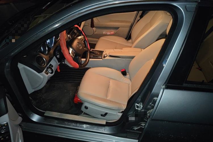 Used Mercedes-Benz C-Class 2013 C 180 CGI Classic Left Front Seat
