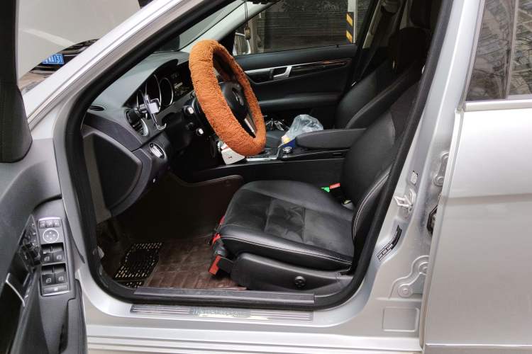 Used Mercedes-Benz C-Class 2013 C 260 CGI Fashion Model Left Front Seat