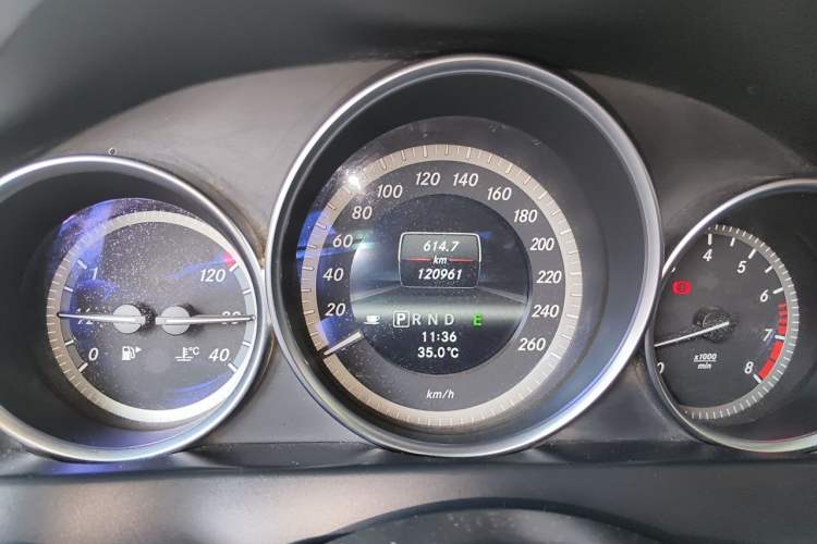 Used Mercedes-Benz C-Class 2013 C 180 CGI Classic Odometer Close Up