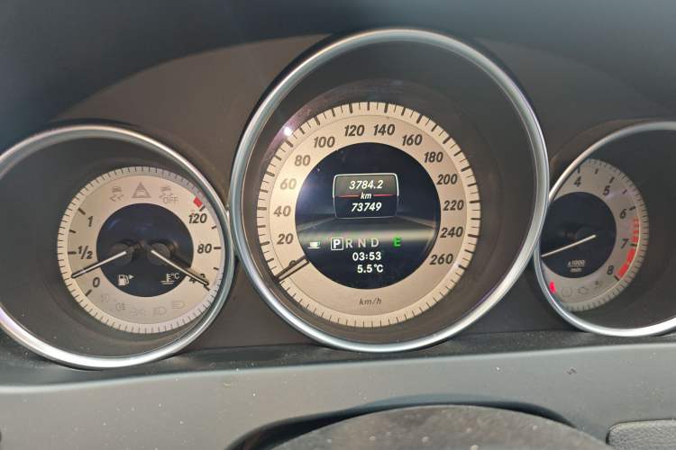 Used Mercedes-Benz C-Class 2013 C 260 CGI Fashion Model Odometer Close Up