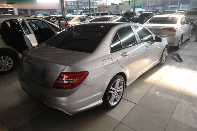 Used Mercedes-Benz C-Class 2013 C 180 Classic Grand Edition Rear Right 45 Deg