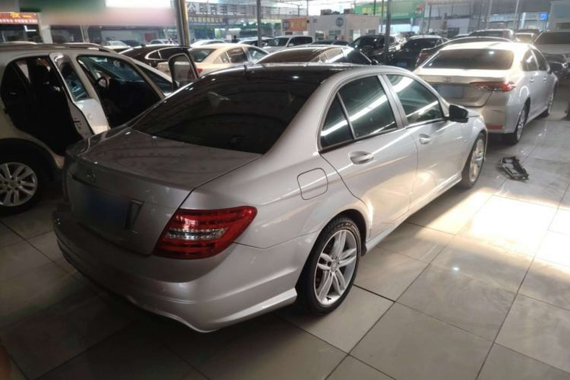 Used Mercedes-Benz C-Class 2013 C 180 Classic Grand Edition Rear Right 45 Deg