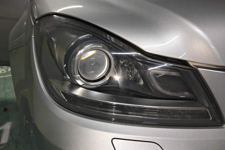 Used Mercedes-Benz C-Class 2013 C 260 Elegant Grand Edition Right Front Headlight