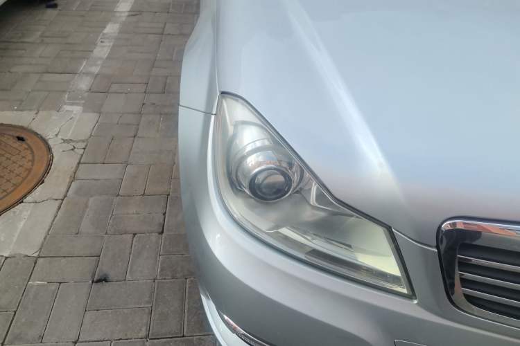 Used Mercedes-Benz C-Class 2013 C 180 CGI Classic Right Front Headlight