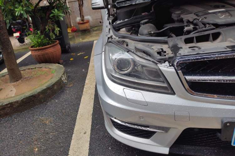 Used Mercedes-Benz C-Class 2013 C 260 CGI Fashion Model Right Front Headlight