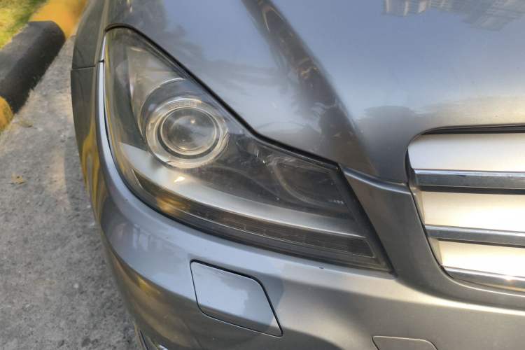 Used Mercedes-Benz C-Class 2013 C 260 CGI Fashion Model Right Front Headlight