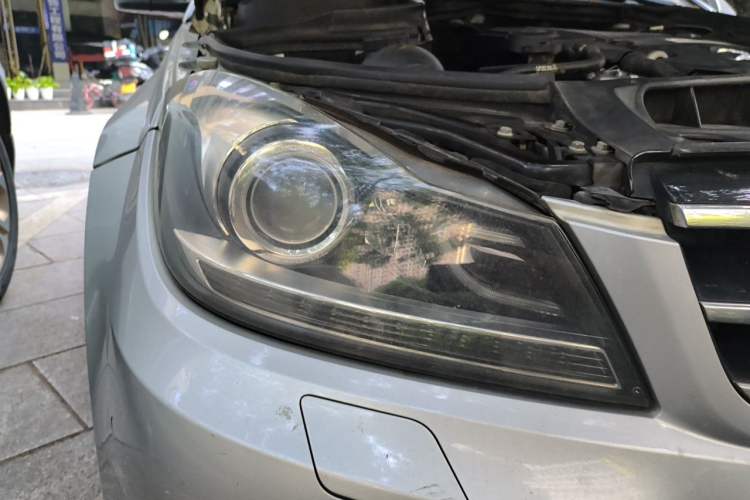 Used Mercedes-Benz C-Class 2013 C 260 Fashion Edition Grand Edition Right Front Headlight