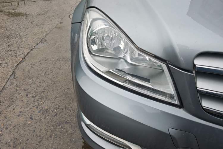 Used Mercedes-Benz C-Class 2013 C 180 CGI Classic Right Front Headlight