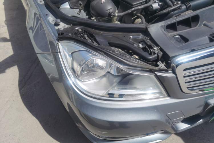 Used Mercedes-Benz C-Class 2013 C 180 CGI Classic Right Front Headlight