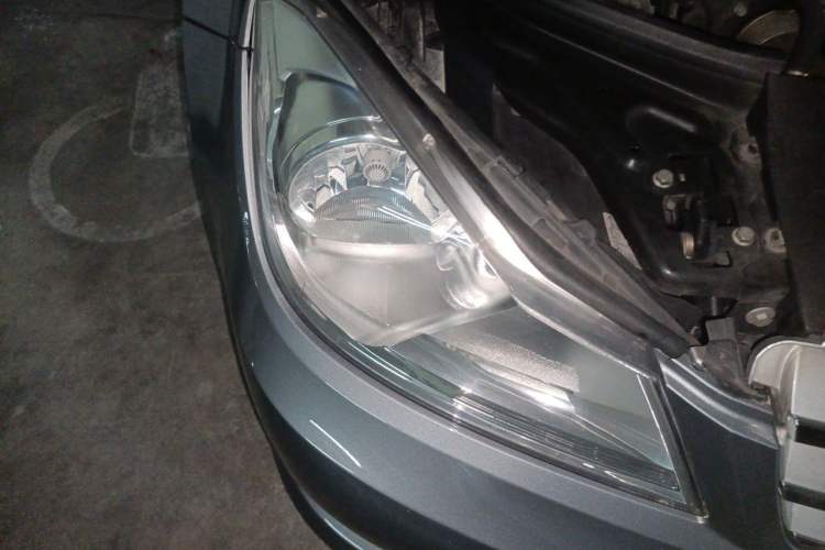 Used Mercedes-Benz C-Class 2013 C 260 Elegant Grand Edition Right Front Headlight