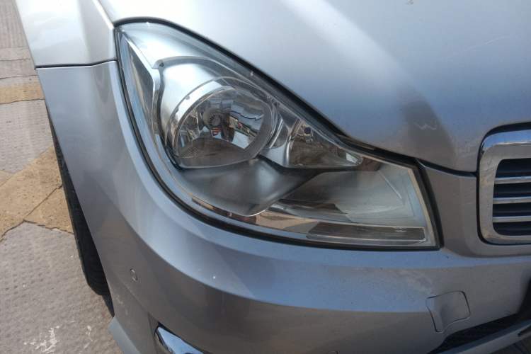 Used Mercedes-Benz C-Class 2013 C 260 CGI Elegant Model Right Front Headlight