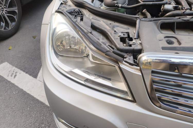 Used Mercedes-Benz C-Class 2013 C 260 CGI Elegant Model Right Front Headlight